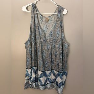 Sleeveless tunic tank